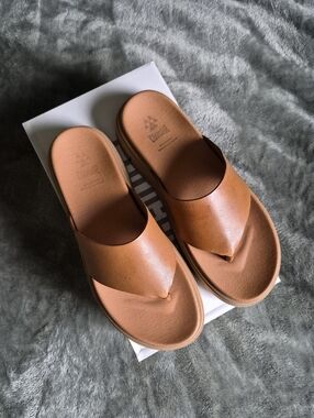Cougar Ponyo Tan Leather Sandal